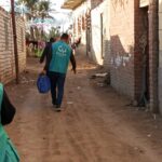 “ديارنا” تبدأ توزيع كراتين رمضان من زاوية الجدامي بالمنيا 