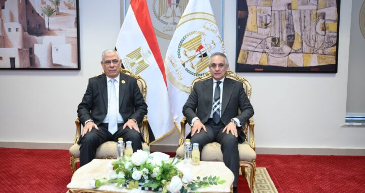 النائب العام يجري زيارة لوزير العدل لتهنئته بتولي منصبه الجديد