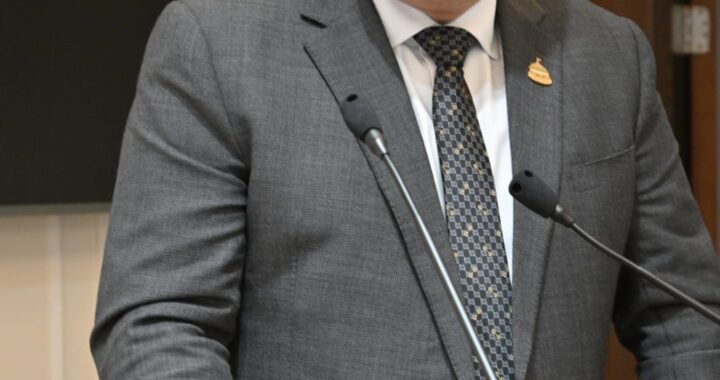 محلية النواب توصي بوقف إدخال الدواجن النافقة لمجزر منشأة لقانة بالبحيرة لحين توفيق الأوضاع أو الغلق