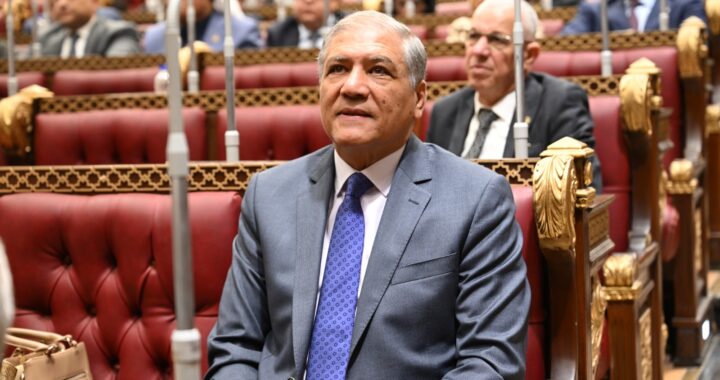 حزب السادات يهنئ عمال مصر بعيدهم ويؤكد: أنتم أساس التنمية وشركاء بناء الجمهورية الجديدة