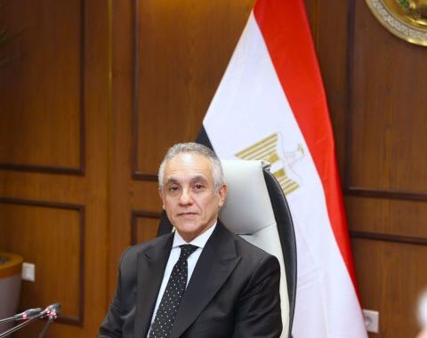 وزير العدل يقرر العمل عن بُعد من الأحد القادم باستثناء الجهات الخدمية للجمهور