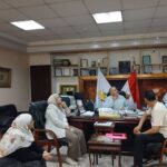 رئيس حي السلام أول يلتقي المواطنين للاستماع إلى شكواهم ومتابعة حل المشكلات