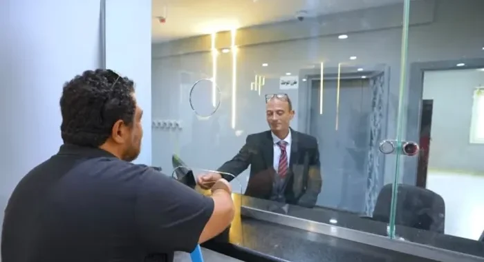 الداخلية تخفض تكاليف تراخيص السيارات وتطبق نظام الشباك الواحد